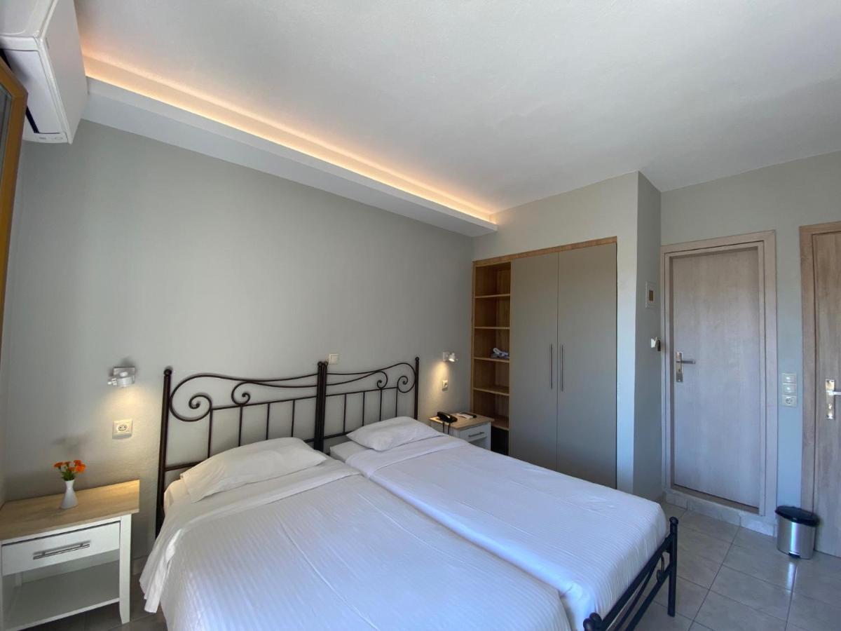 Louvre Hotel Gouvia Eksteriør billede