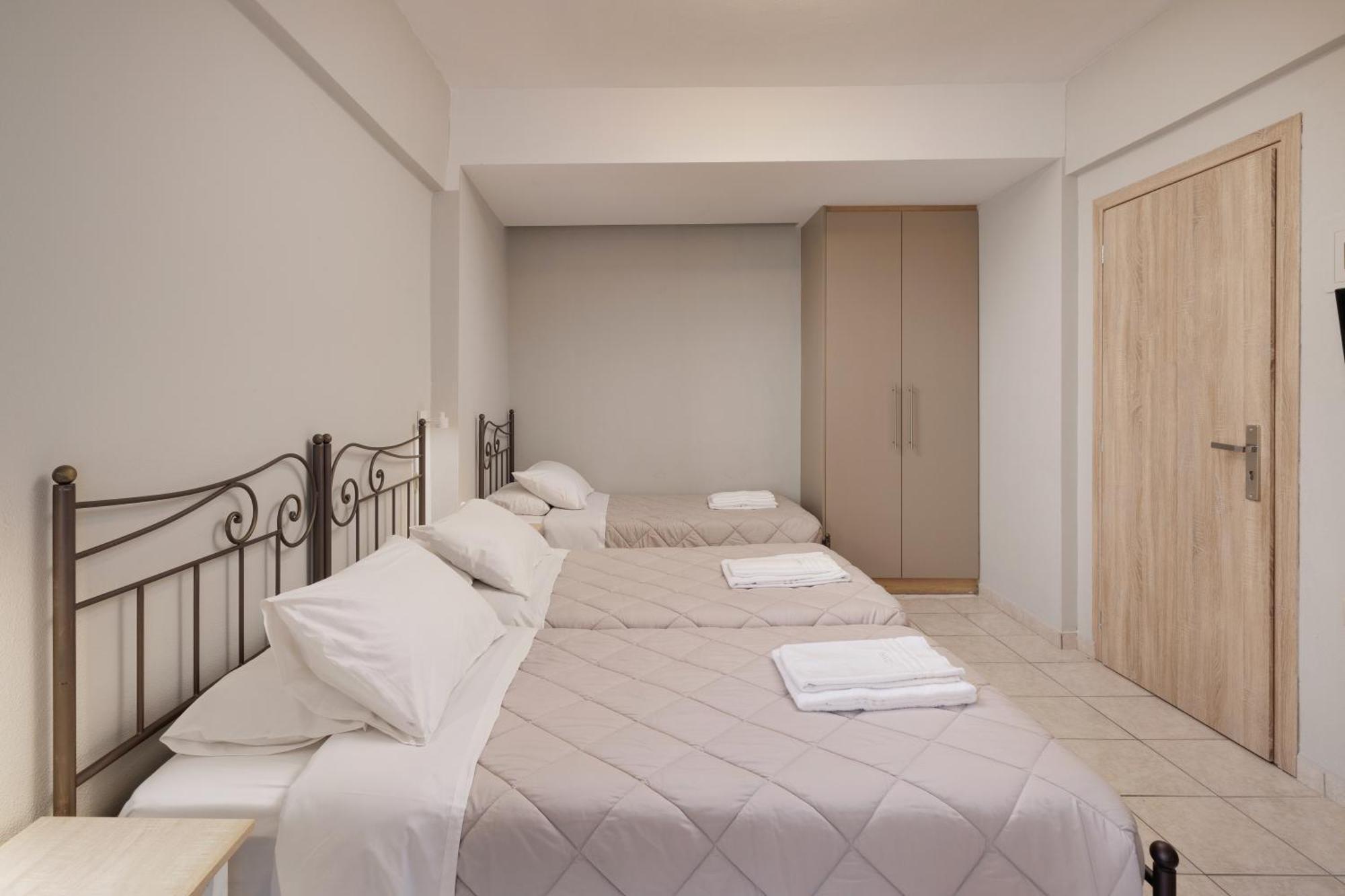 Louvre Hotel Gouvia Eksteriør billede